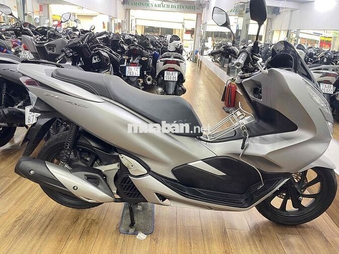 Honda PCX 150 2020 khoá SMK màu bạc đen BSTP