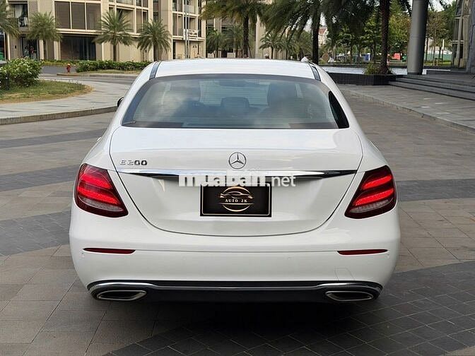 Mercedes E200 Exclusive 2018 Trắng