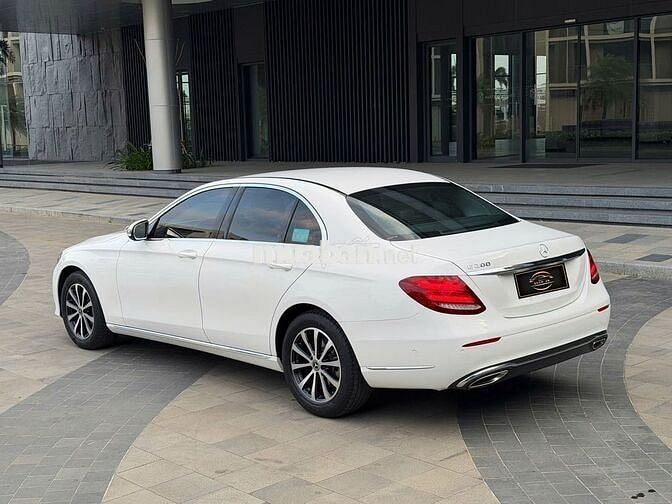 Mercedes E200 Exclusive 2018 Trắng