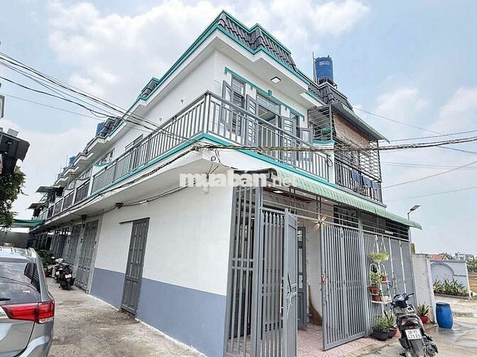 Nhà mình cần bán gần chợ Mỹ Hạnh hẻm thông thoáng 