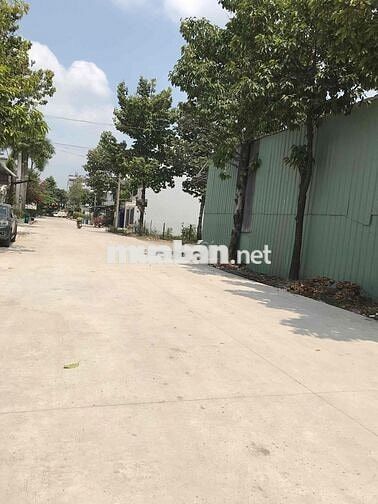 cho thuê kho xưởng 2 mặt tiền gần quốc lộ 13 -  vĩnh phú thuận an