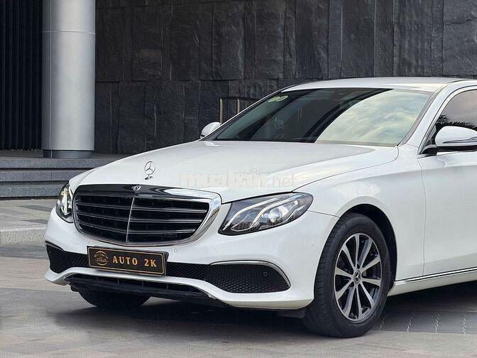 Mercedes E200 Exclusive 2018 Trắng