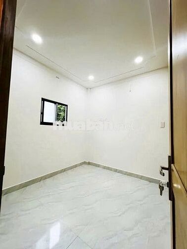 Nhà HXH đường Trần Thị Hè,4x6m, 2PN,nhà đẹp giá 780tr công chứng liền