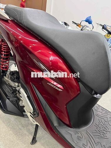 SH160 ABS 2023 Đỏ rin tặng kèm đồ chơi cơ bản