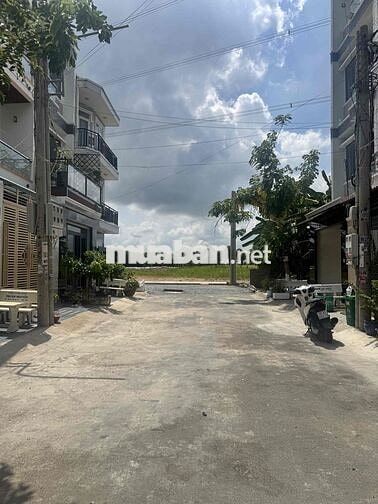 Nhà Sổ Hồng Riêng vay Bank đg Lê Văn Lương nối dài qua Long hậu