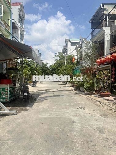 Nhà Sổ Hồng Riêng vay Bank đg Lê Văn Lương nối dài qua Long hậu