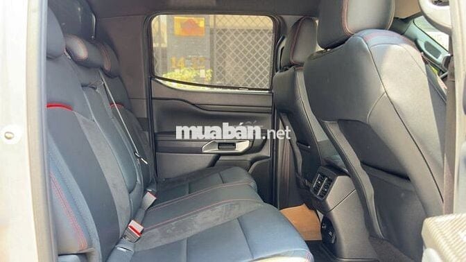 Ford Ranger Stomtrak - 2024 Cá Nhân