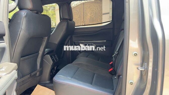 Ford Ranger Stomtrak - 2024 Cá Nhân