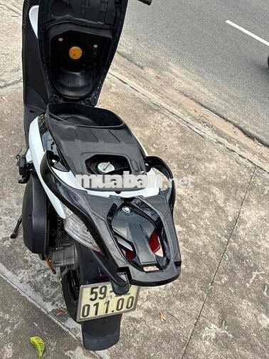 Honda SH Ý 150 2004 Trắng Đen