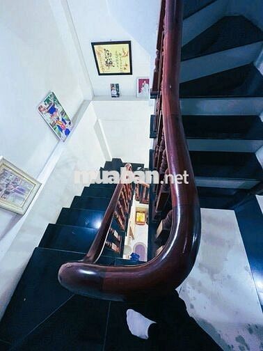 Bán nhà Cổ Nhuế, Bắc Từ Liêm, Nội thất đẹp, ô tô gần, 32m2 - 7 tỷ
