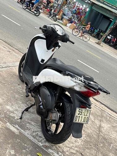 Honda SH Ý 150 2004 Trắng Đen