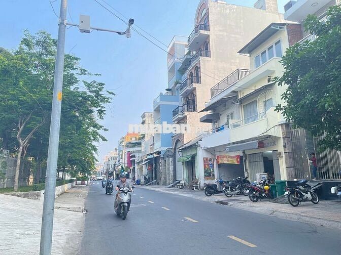 MT Mai Xuân Thưởng 8m Ngang Có Thang Máy - Phù Hợp Văn Phòng, Dạy Học