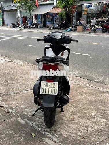 Honda SH Ý 150 2004 Trắng Đen