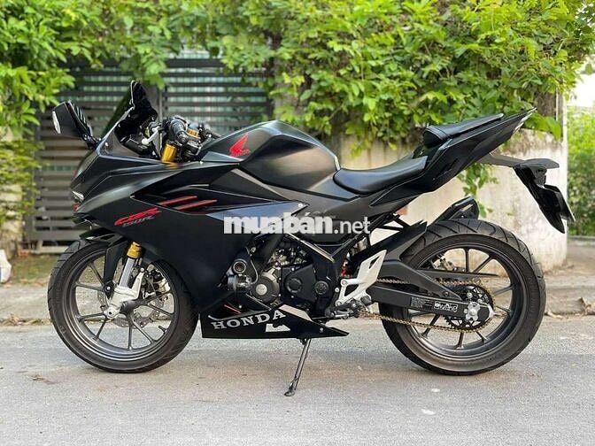 🌈Tphcm CBR150ABS 2022 odo 3000km chính chủ 🥰