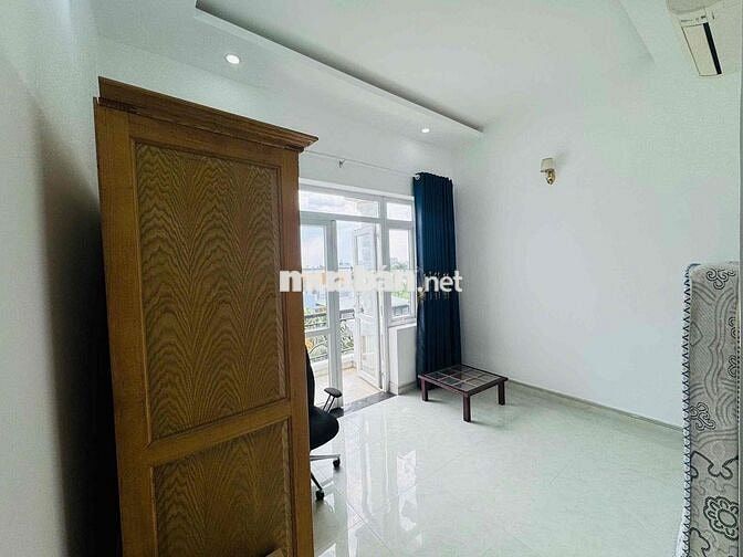 CHO THUÊ NHÀ 2 LẦU 4PN TL40 MỚI TINH GIÁ 11 TRIỆU HẺM XE HƠI
