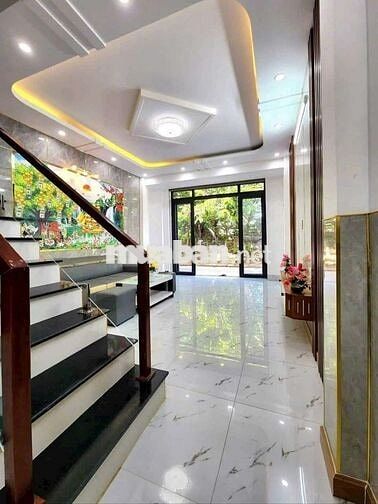 Bán nhà 1 trệt 1 lầu sổ hồng riêng, ngay KDC Phong Phú giá 1tỷ560triệu
