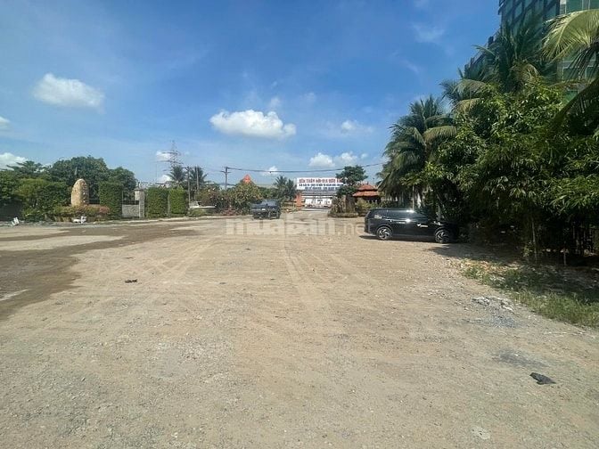 Cho thuê kho làm chành, mặt tiền quốc lộ 1 A , ngay cầu Bình Điền