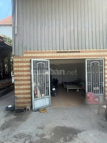 Cho thuê kho làm chành, mặt tiền quốc lộ 1 A , ngay cầu Bình Điền