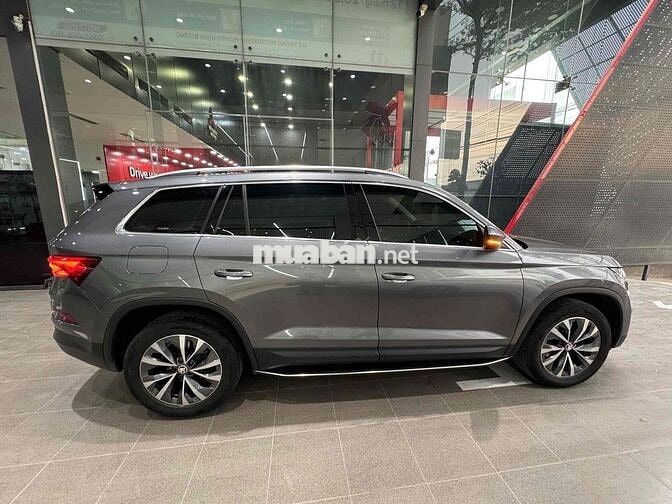 Skoda Kodiaq 2023 Xám 7 chỗ