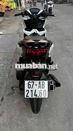 Vario 125 trắng đen 2020 ( hỗ trợ góp )