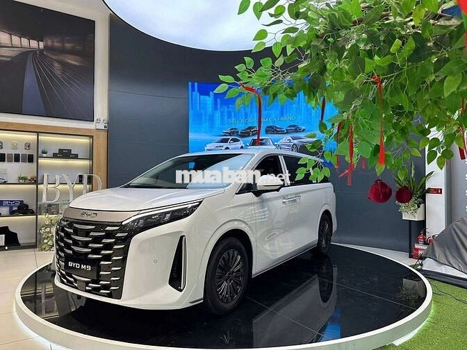 BYD M9 MPV Trắng