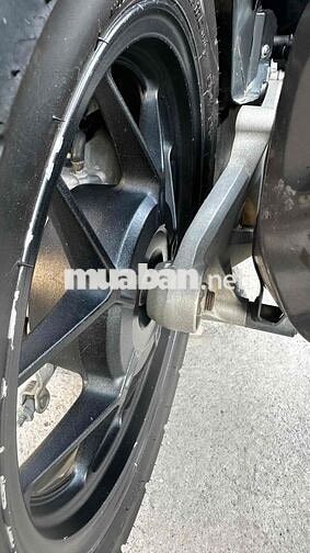 Vario 125 trắng đen 2020 ( hỗ trợ góp )