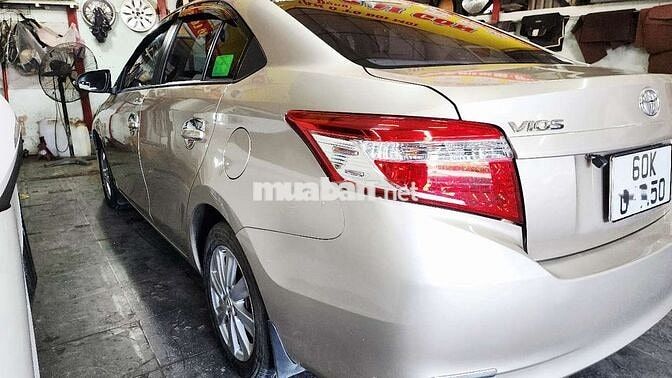 Toyota Vios E 2018 Số sàn Nâu vàng