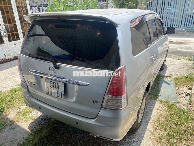 Toyota Innova 2009 G