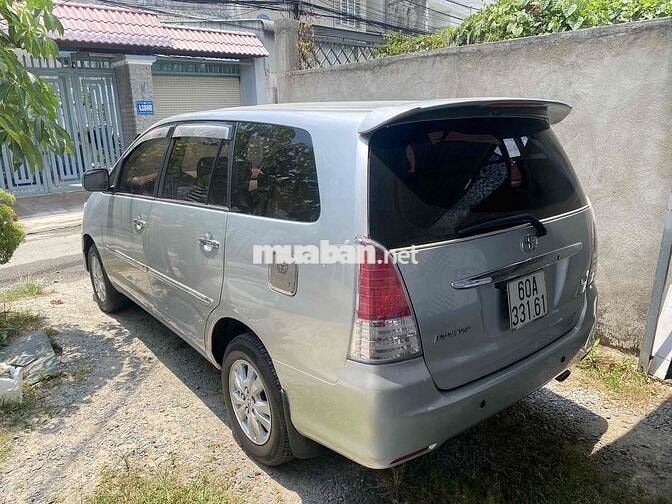 Toyota Innova 2009 G