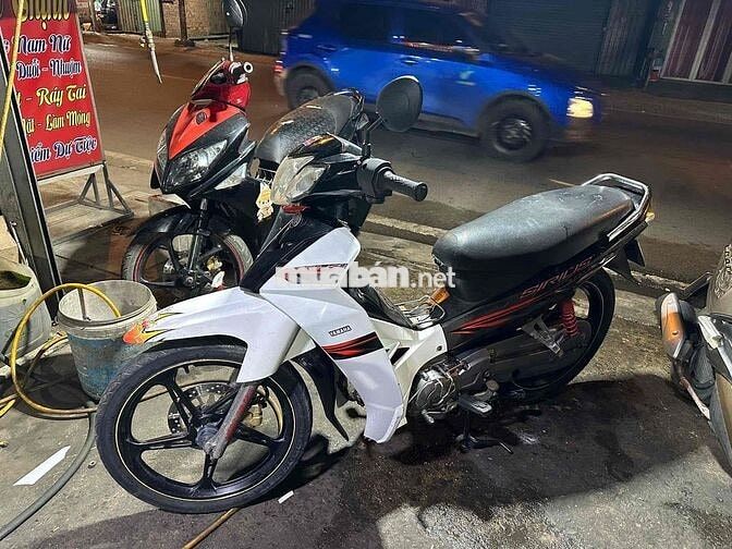 Yamaha Sirius 2011 Trắng