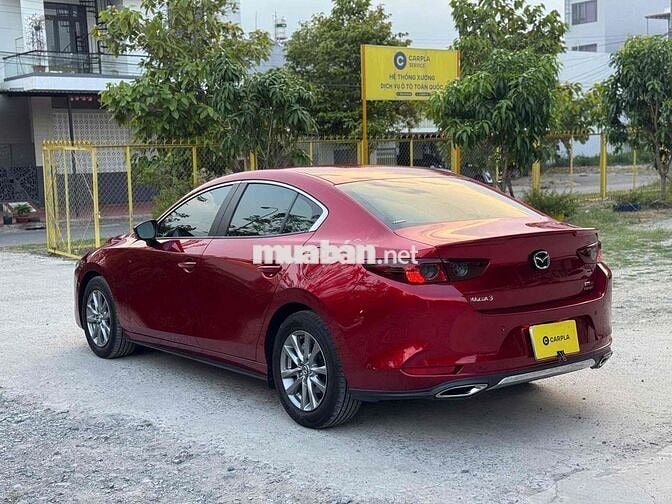 Mazda 3 Luxury 2024