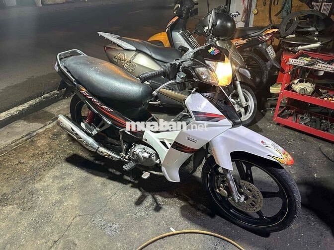 Yamaha Sirius 2011 Trắng