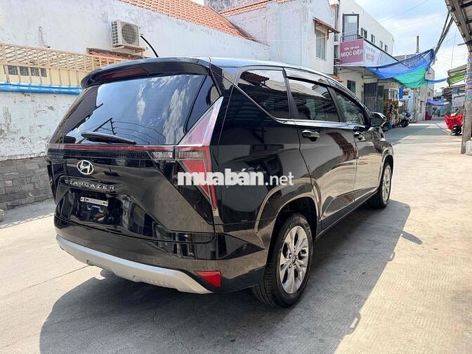 Hyundai Stargazer 1.5 Tự động 7 chỗ 2022 nhập khẩu