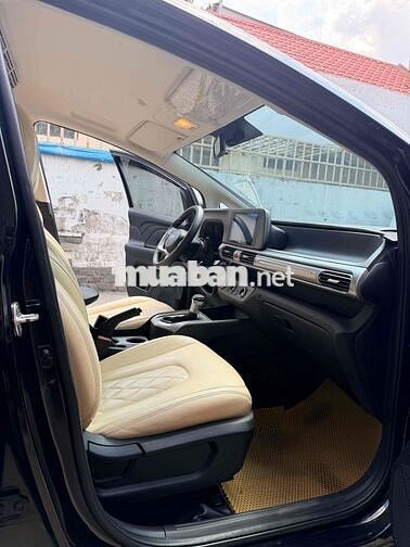 Hyundai Stargazer 1.5 Tự động 7 chỗ 2022 nhập khẩu