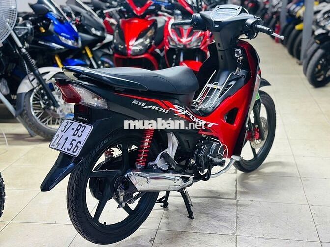 XE MÁY THỊNH PHÁT - WAVE BLADE 110 ĐỎ ĐEN VÀNH ĐÚC
