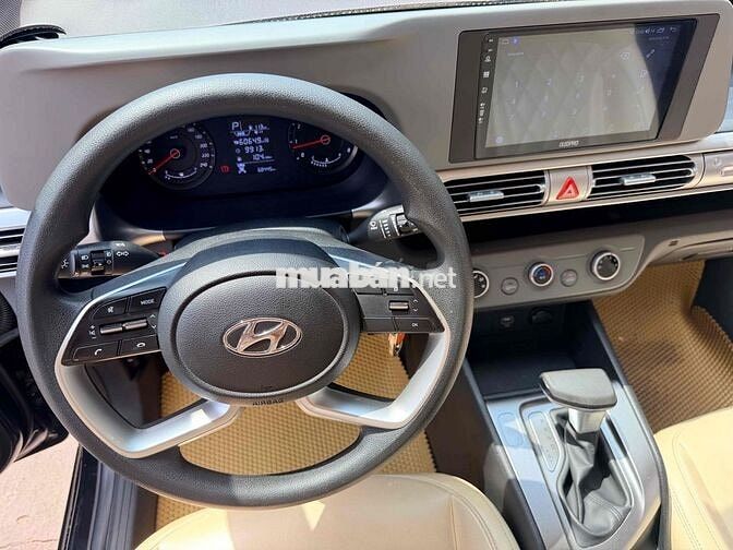 Hyundai Stargazer 1.5 Tự động 7 chỗ 2022 nhập khẩu