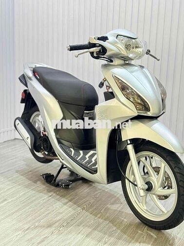 Honda Vision Bạc Đã sử dụng