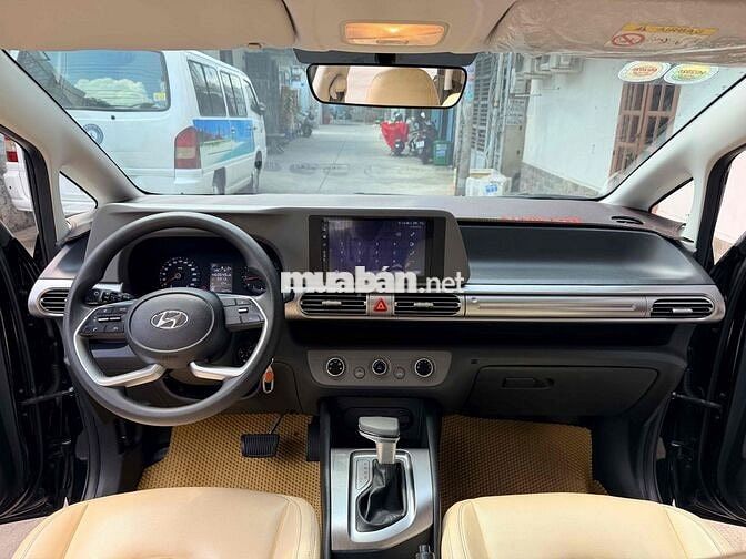 Hyundai Stargazer 1.5 Tự động 7 chỗ 2022 nhập khẩu