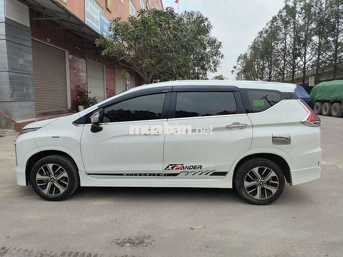 Mitsubishi Xpander AT CVT 2018 Trắng