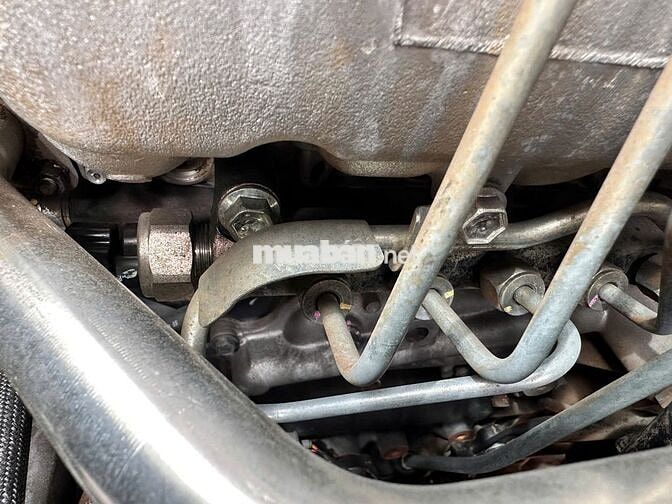 Toyota Hiace Van 6 chỗ 2010 Dầu