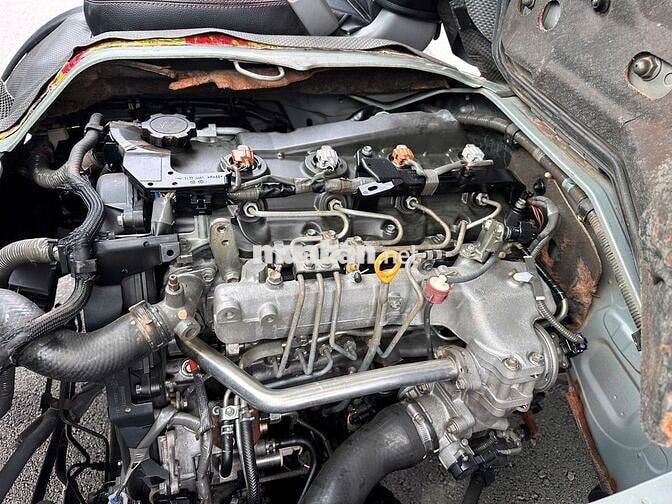 Toyota Hiace Van 6 chỗ 2010 Dầu