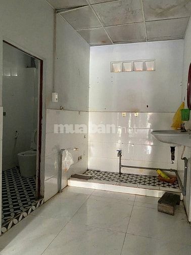 BÁN GẤP TRONG THÁNG CĂN NHÀ C4  SÁT BV XUYÊN Á, CỦ CHI 116m2 670TRIEU 