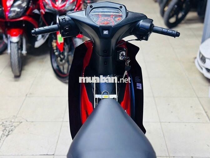 XE MÁY THỊNH PHÁT - WAVE BLADE 110 ĐỎ ĐEN VÀNH ĐÚC
