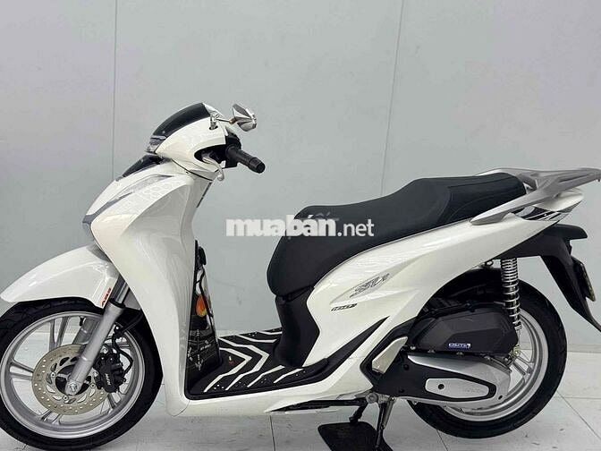 Honda SH 125 2025 Trắng 8000 km