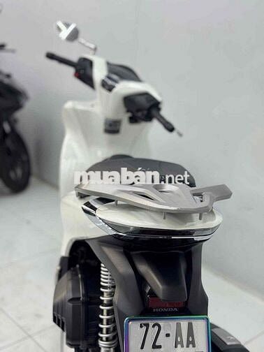 Honda SH 125 2025 Trắng 8000 km
