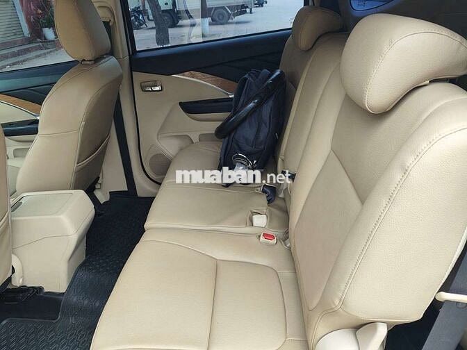 Mitsubishi Xpander AT CVT 2018 Trắng