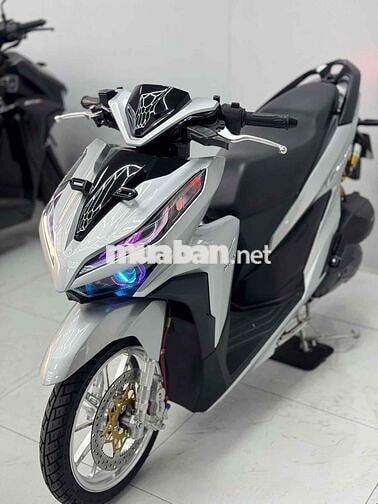 Honda Vario 150 Bạc