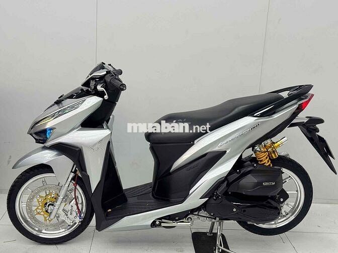 Honda Vario 150 Bạc