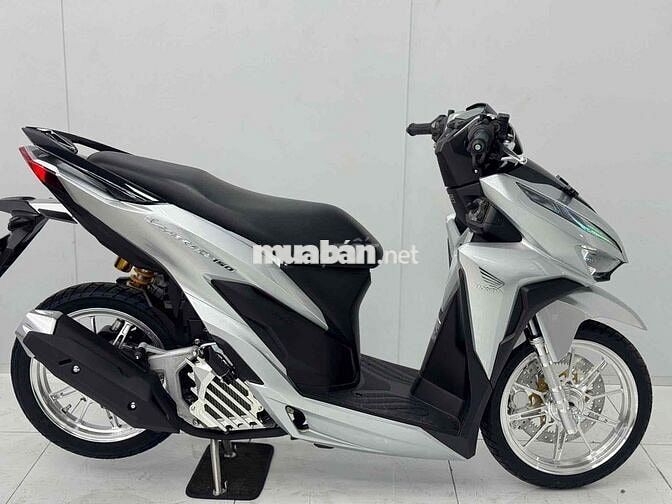 Honda Vario 150 Bạc