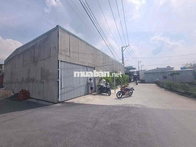 CHO THUÊ XƯỞNG 350M² THẠNH XUÂN 24, Q12,XE TẢI LỚN RA VÀO,GIÁ 20TR